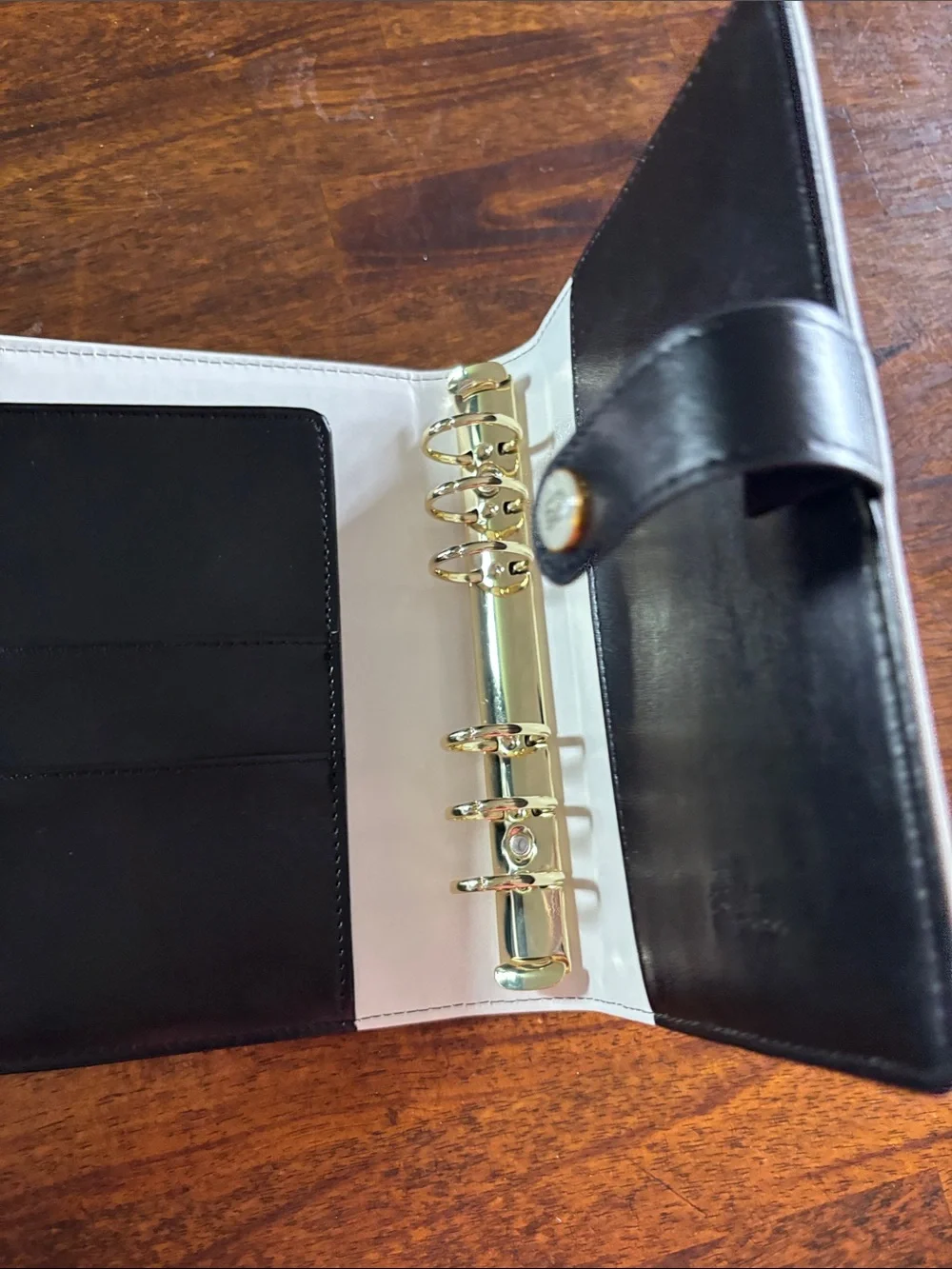White Bow Accent Organizer Binder with Black Strap Closure